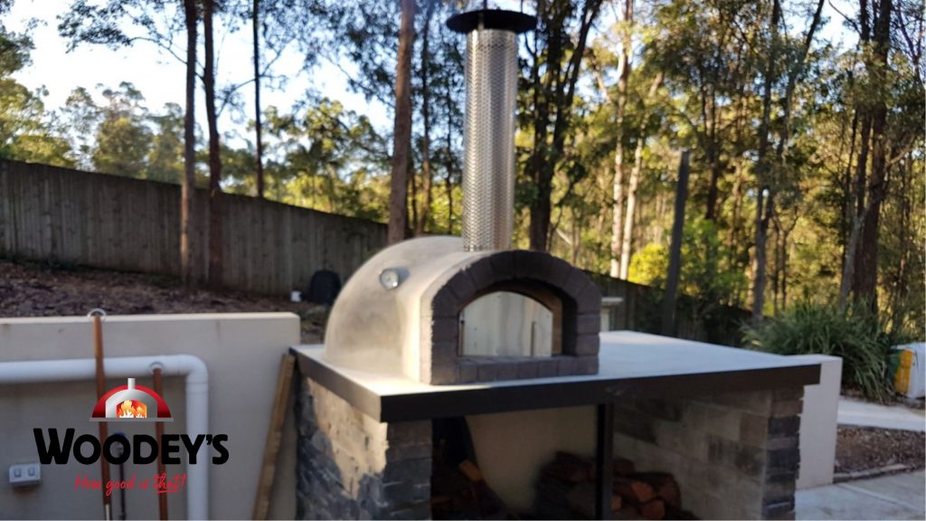 Woodfired Pizza Oven with Brick Arch Front